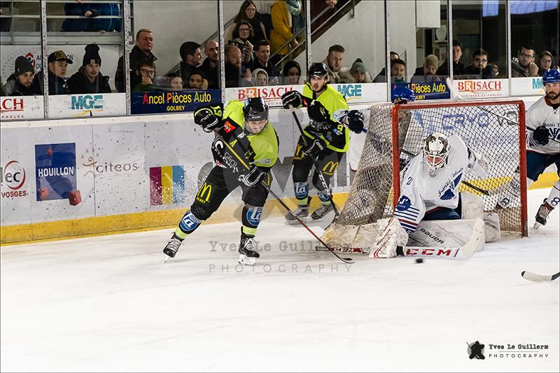 Epinal  1 - 2 Paris (FV)