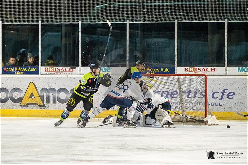 Epinal  1 - 2 Paris (FV)