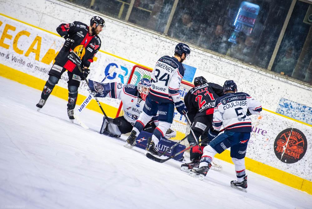 Chamonix  4 - 5 Angers 