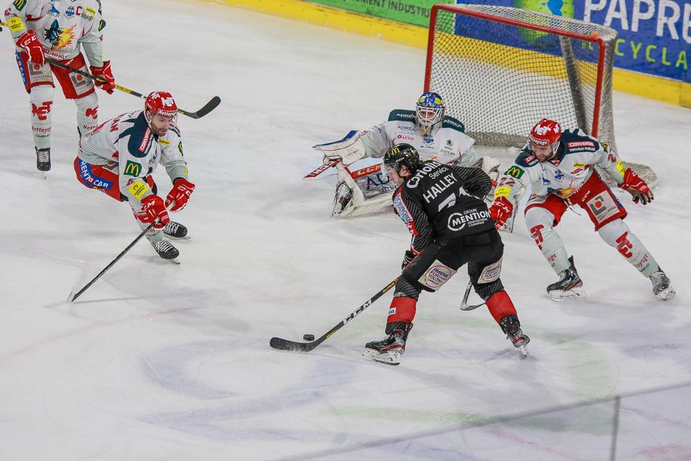 Amiens  3 - 4 Grenoble 