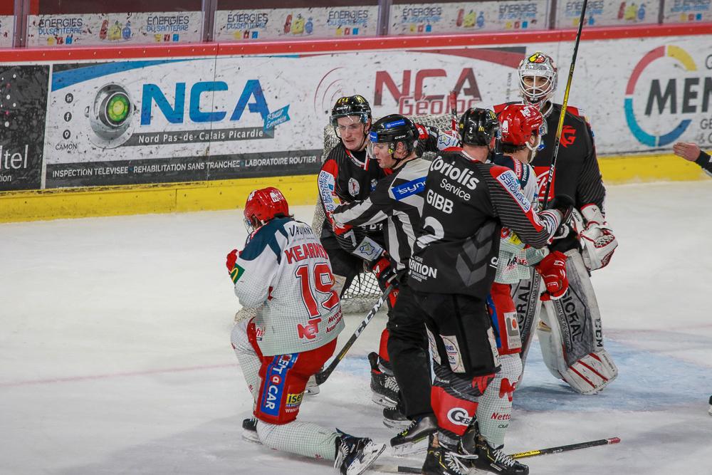 Amiens  3 - 4 Grenoble 