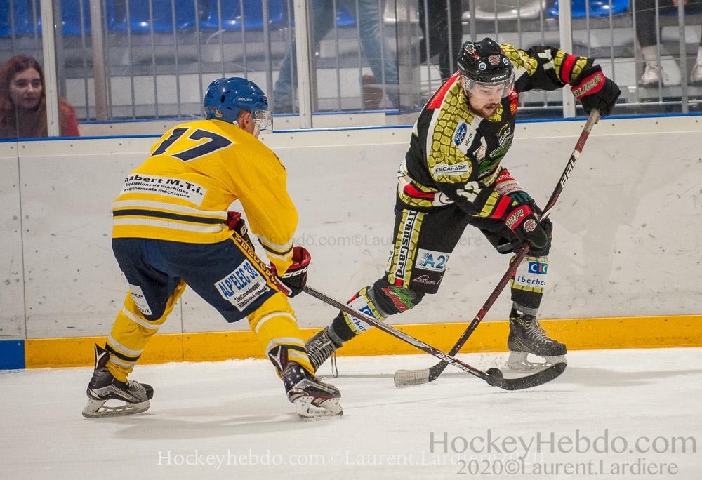 Nimes 4 - 1 Villard-de-Lans II