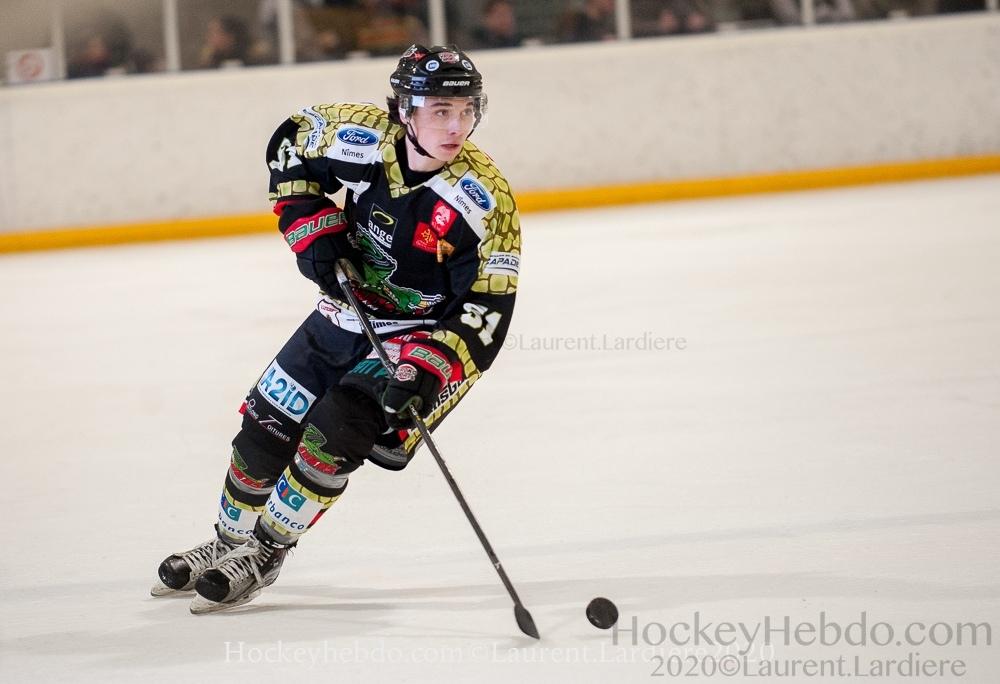 Nimes 4 - 1 Villard-de-Lans II