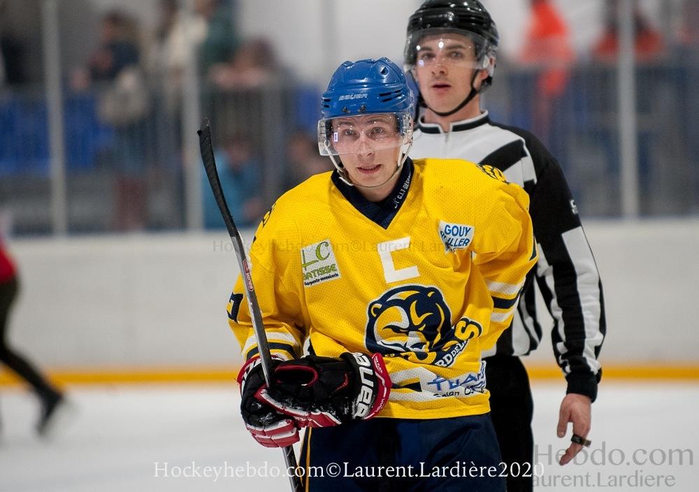 Nimes 4 - 1 Villard-de-Lans II