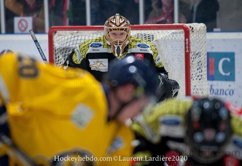 Nimes 4 - 1 Villard-de-Lans II