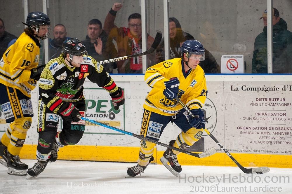 Nimes 4 - 1 Villard-de-Lans II