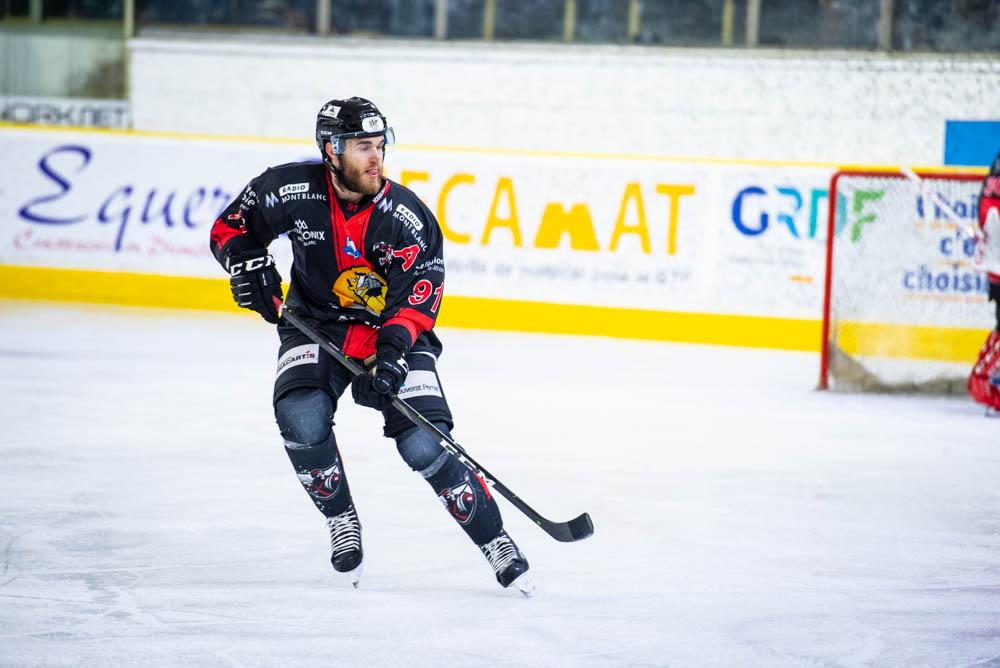 Chamonix  2 - 3 Gap 