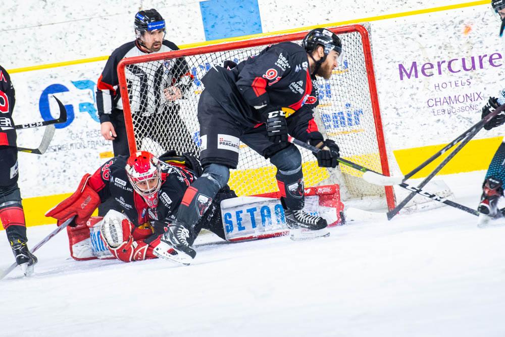 Chamonix  2 - 3 Gap 