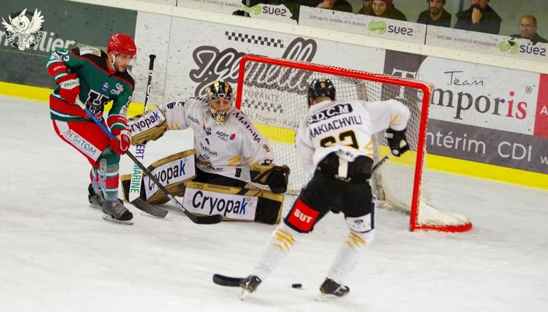 Anglet 2 - 4 Rouen