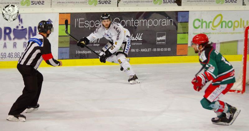 Anglet 2 - 4 Rouen