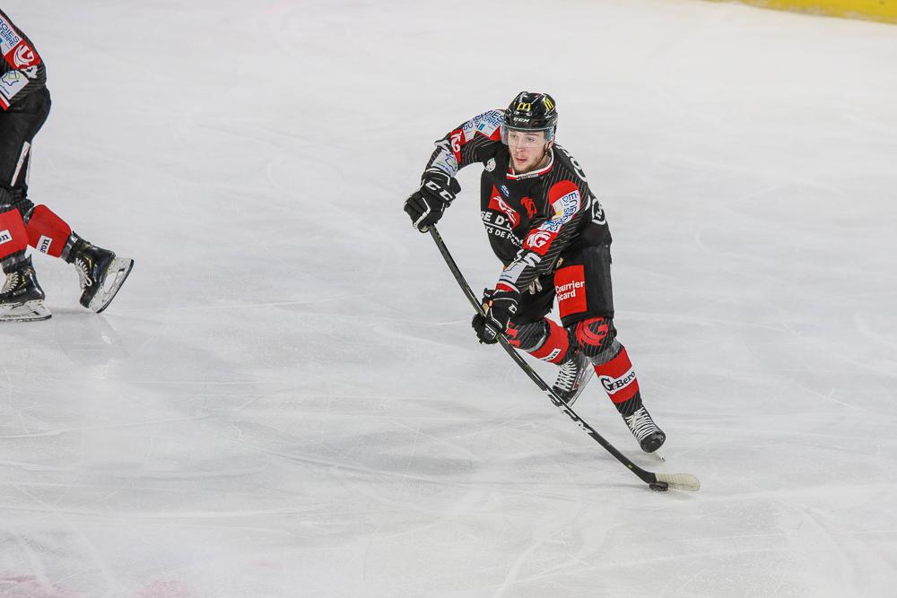 Amiens  4 - 1 Chamonix 