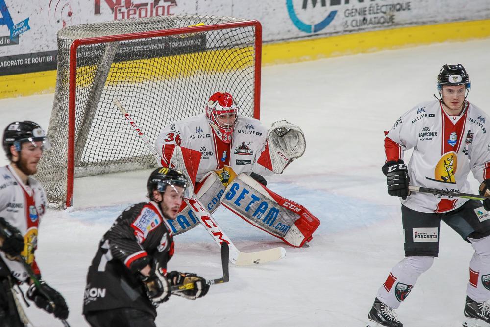 Amiens  4 - 1 Chamonix 