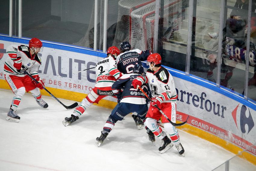 Angers  6 - 1 Anglet