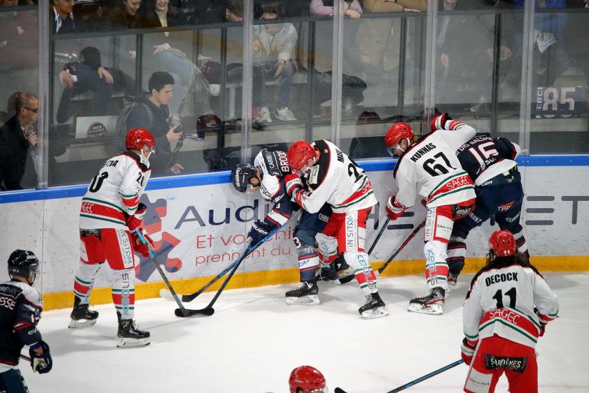 Angers  6 - 1 Anglet
