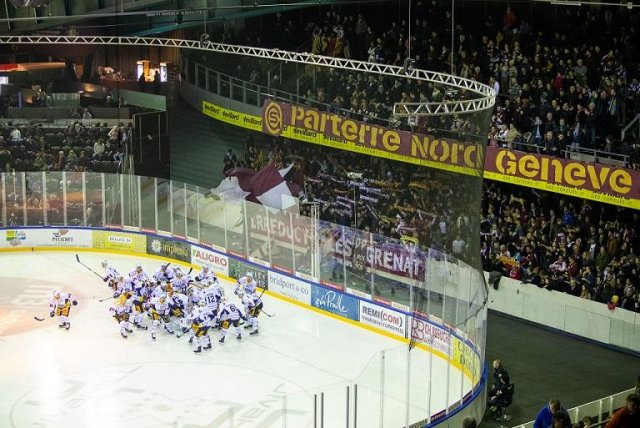 Photo hockey match Genève - Zug le 21/02/2020