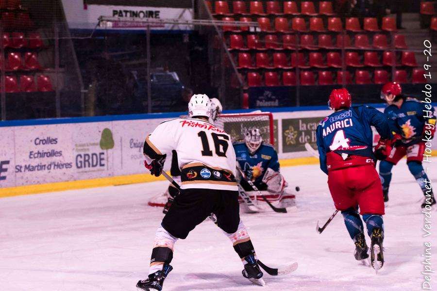 Grenoble U20 2 - 4 Saint Gervais les bains