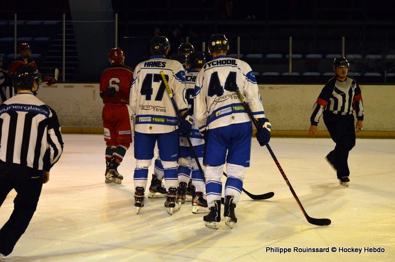 Courbevoie  16 - 6 Châlons-en-Champagne