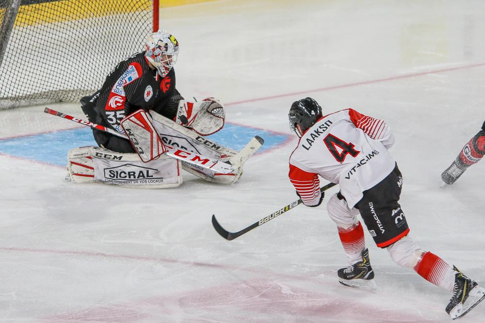 Amiens  3 - 0 Mulhouse