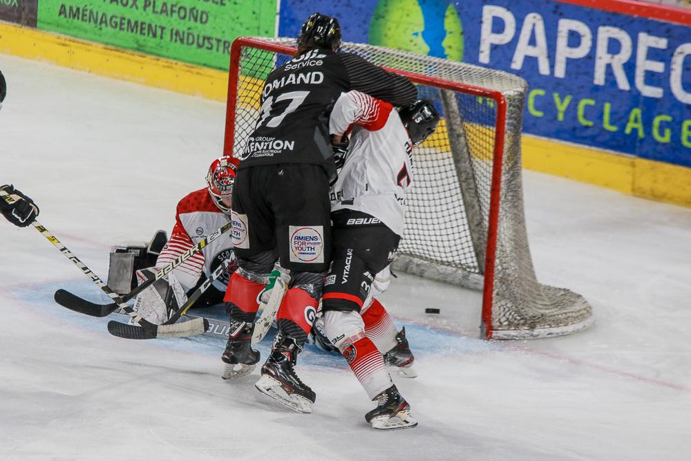 Amiens  3 - 0 Mulhouse