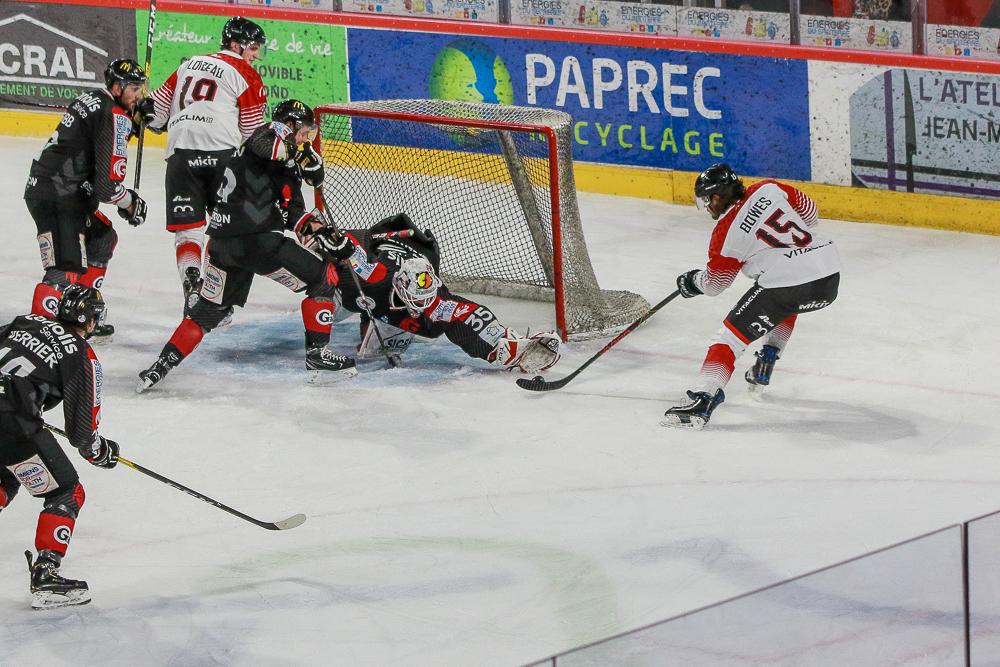 Amiens  3 - 0 Mulhouse