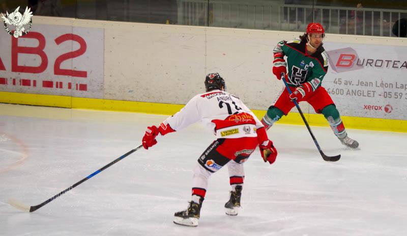 Anglet 6 - 4 Briançon 