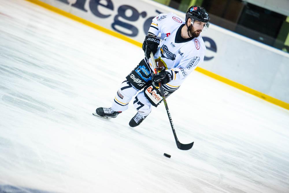 Mont-Blanc 4 - 3 Brest 