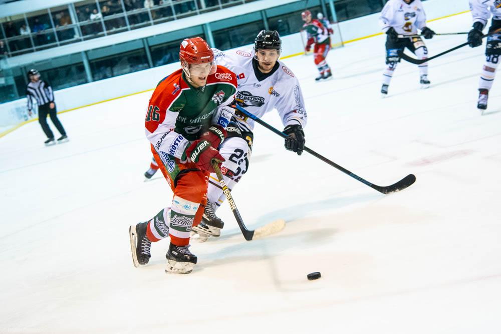Mont-Blanc 4 - 3 Brest 