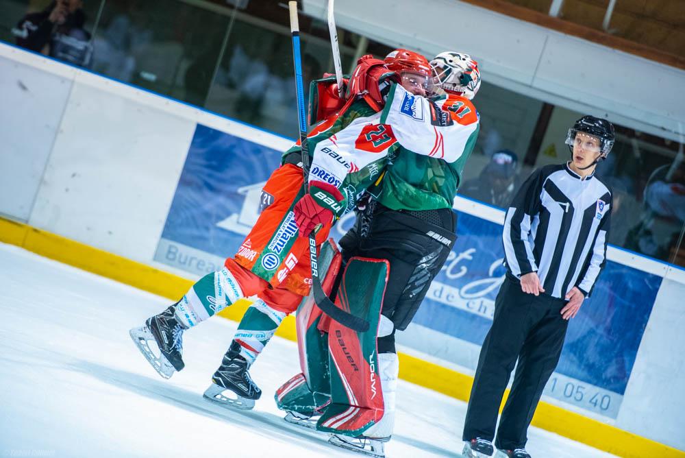Mont-Blanc 4 - 3 Brest 