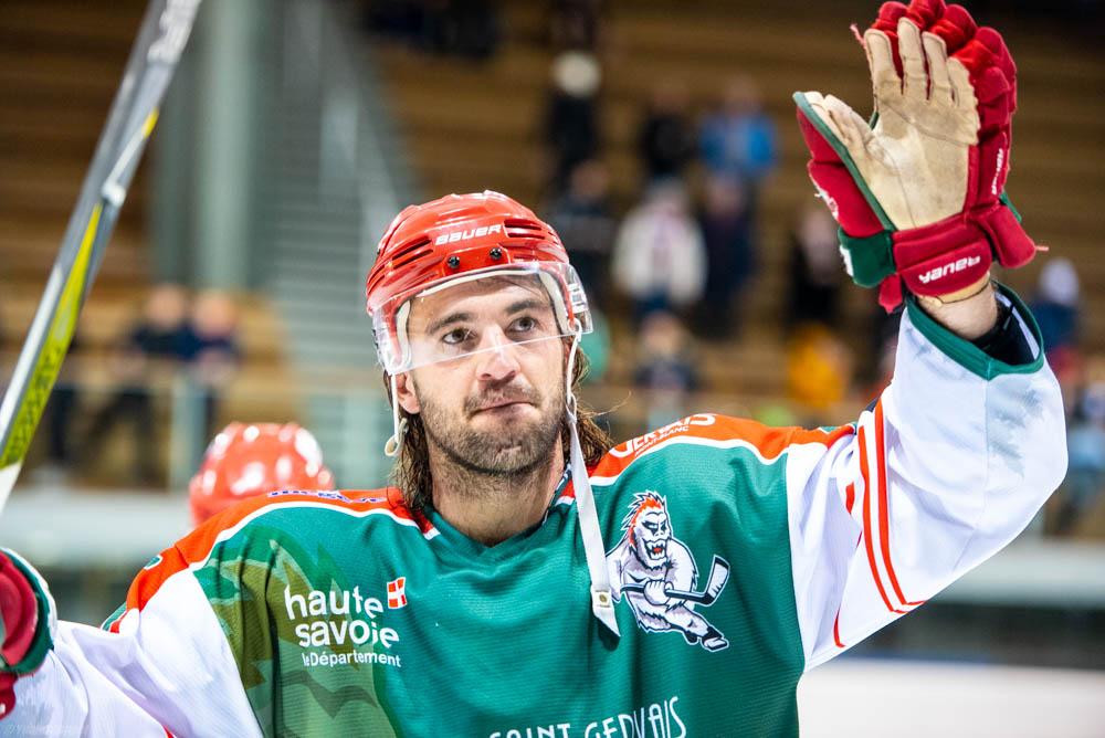 Mont-Blanc 4 - 3 Brest 