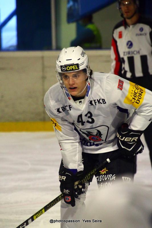 Lausanne 3 - 4 Fribourg