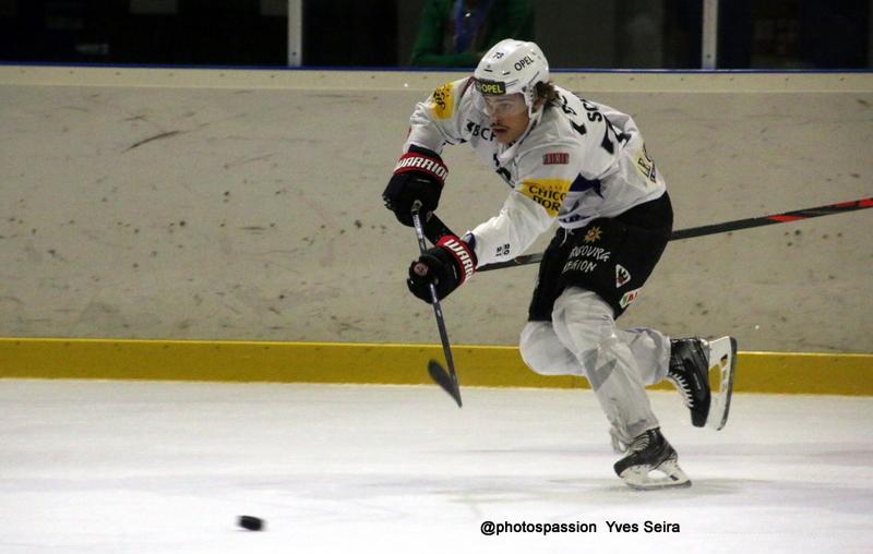 Lausanne 3 - 4 Fribourg