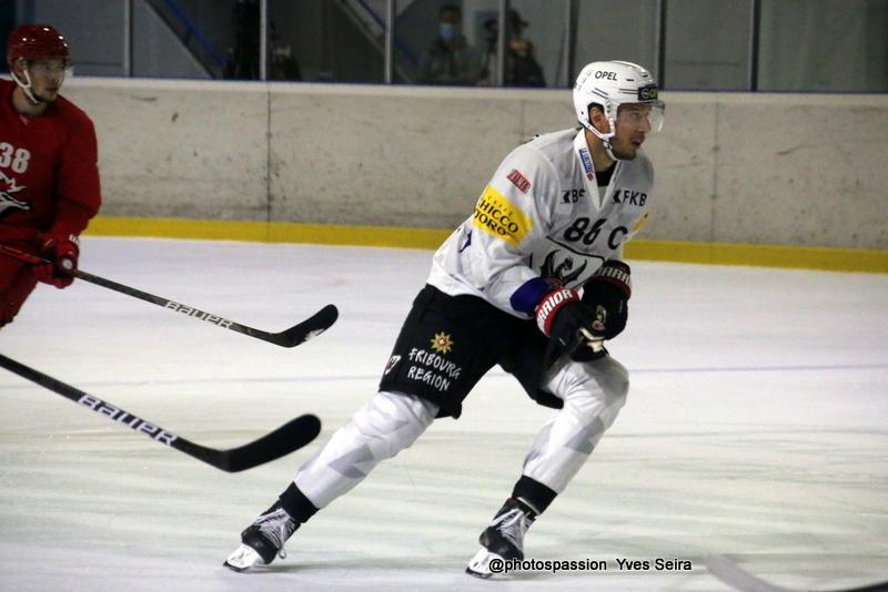 Lausanne 3 - 4 Fribourg