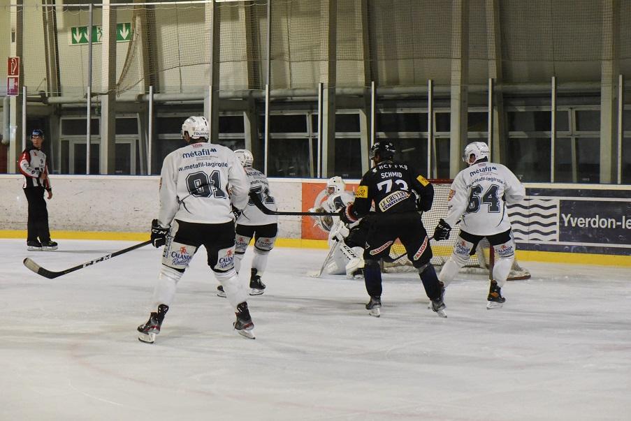 Fribourg 5 - 2 Ajoie