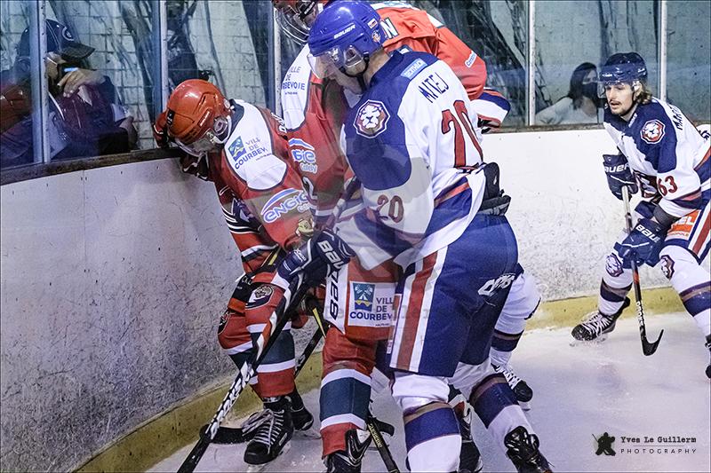 Courbevoie  3 - 6 Wasquehal Lille