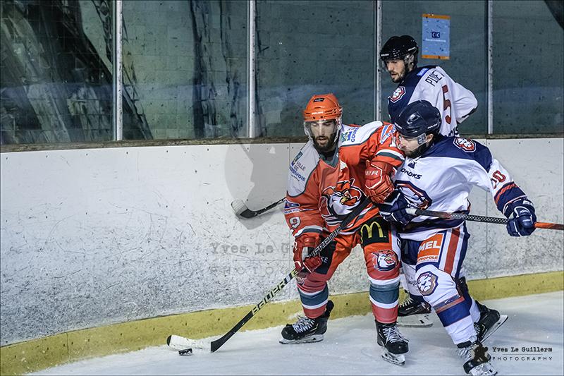 Courbevoie  3 - 6 Wasquehal Lille