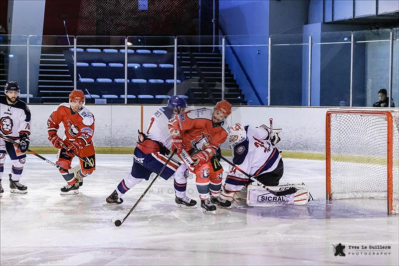 Courbevoie  3 - 6 Wasquehal Lille