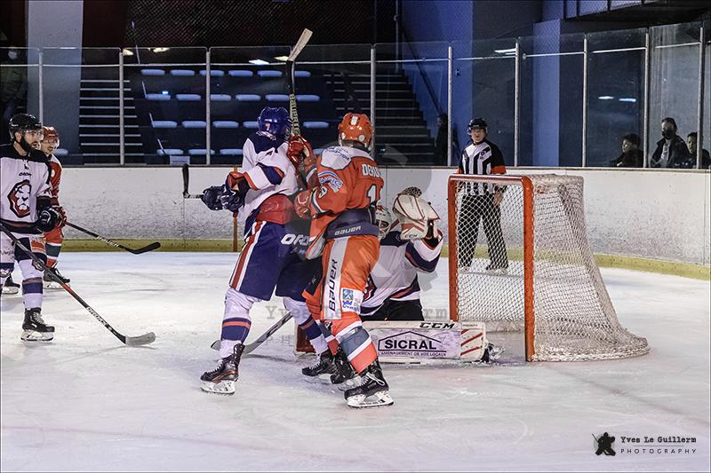 Courbevoie  3 - 6 Wasquehal Lille