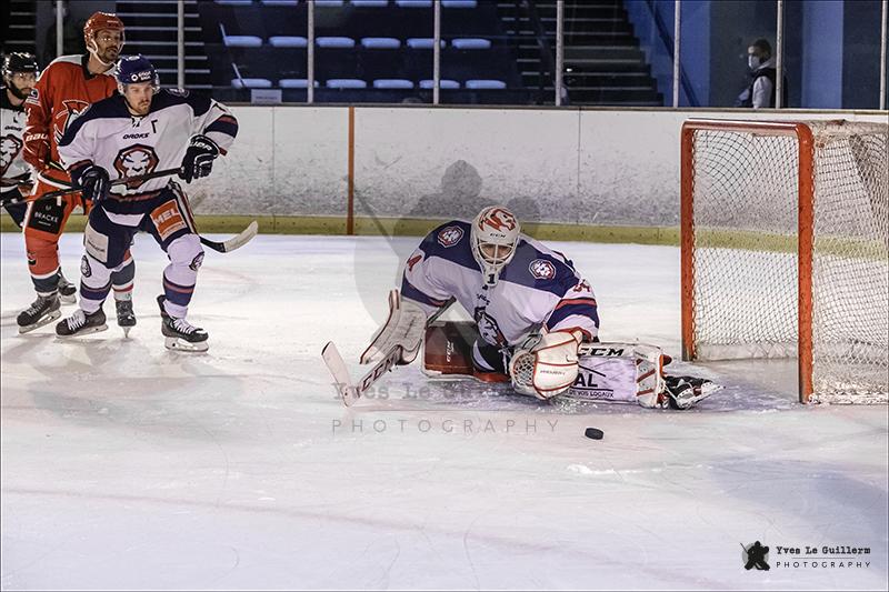 Courbevoie  3 - 6 Wasquehal Lille