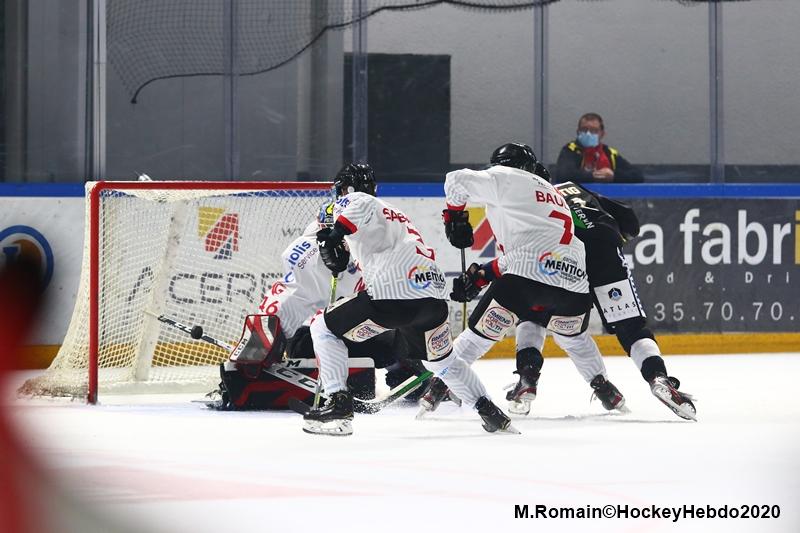 Rouen 3 - 0 Amiens 