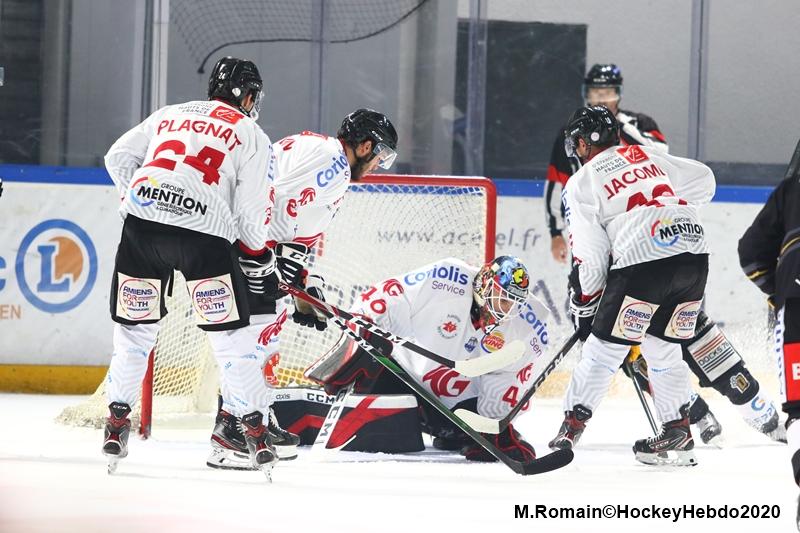 Rouen 3 - 0 Amiens 