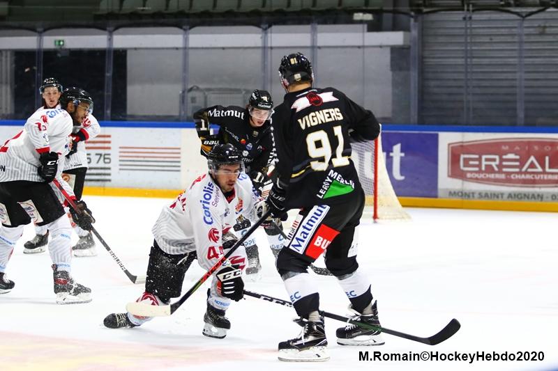Rouen 3 - 0 Amiens 