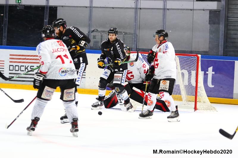 Rouen 3 - 0 Amiens 