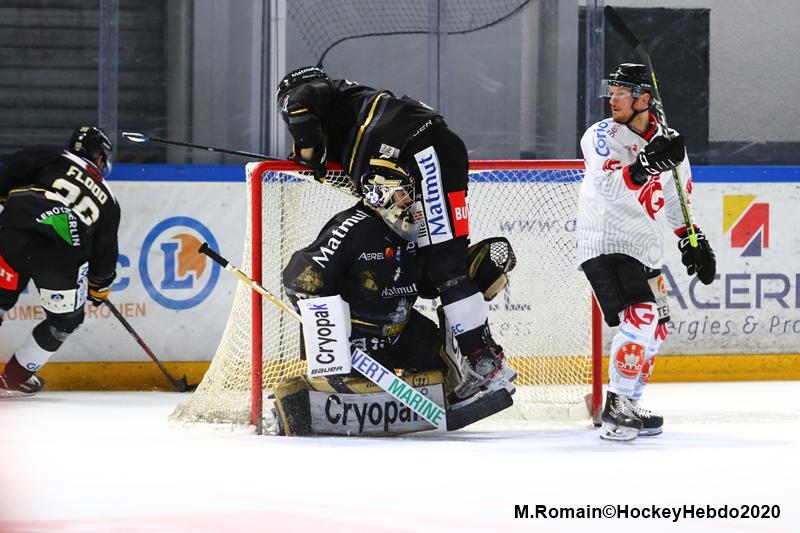Rouen 3 - 0 Amiens 