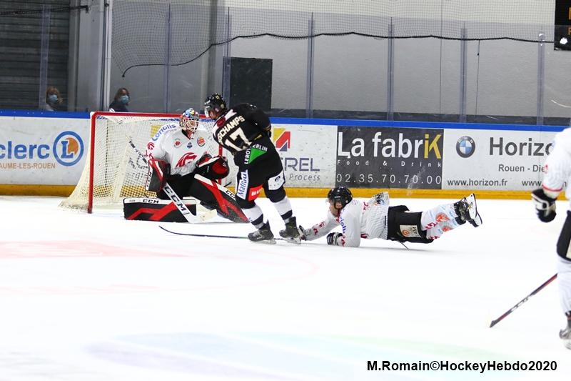 Rouen 3 - 0 Amiens 