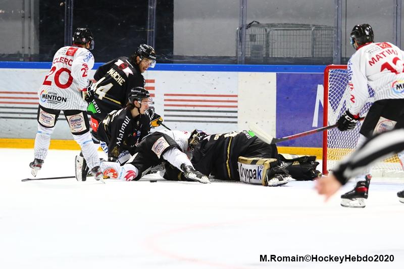 Rouen 3 - 0 Amiens 