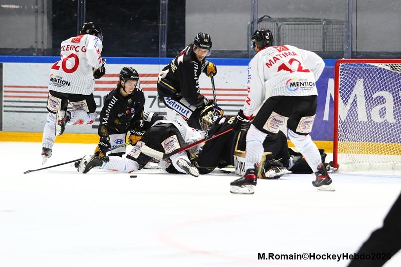 Rouen 3 - 0 Amiens 