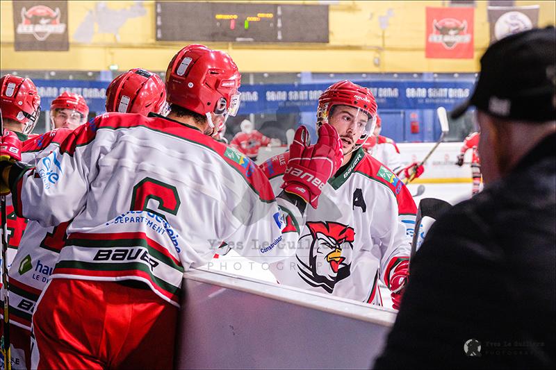 Neuilly/Marne 7 - 1 Courbevoie 