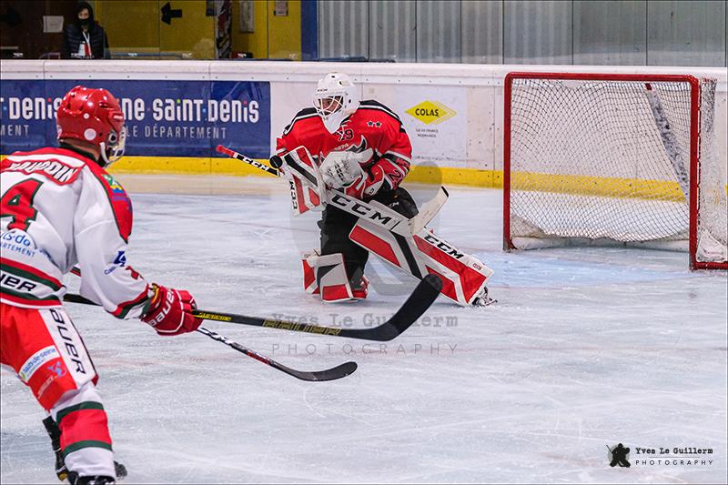 Neuilly/Marne 7 - 1 Courbevoie 