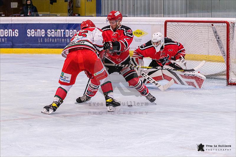 Neuilly/Marne 7 - 1 Courbevoie 