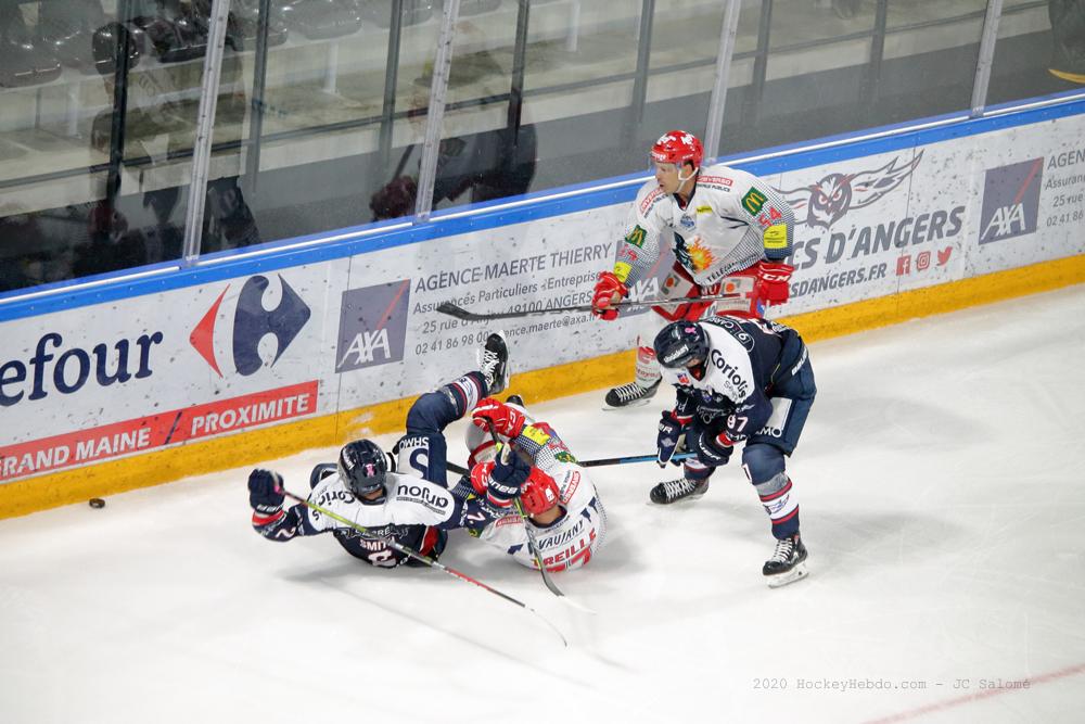 Angers  6 - 4 Grenoble 